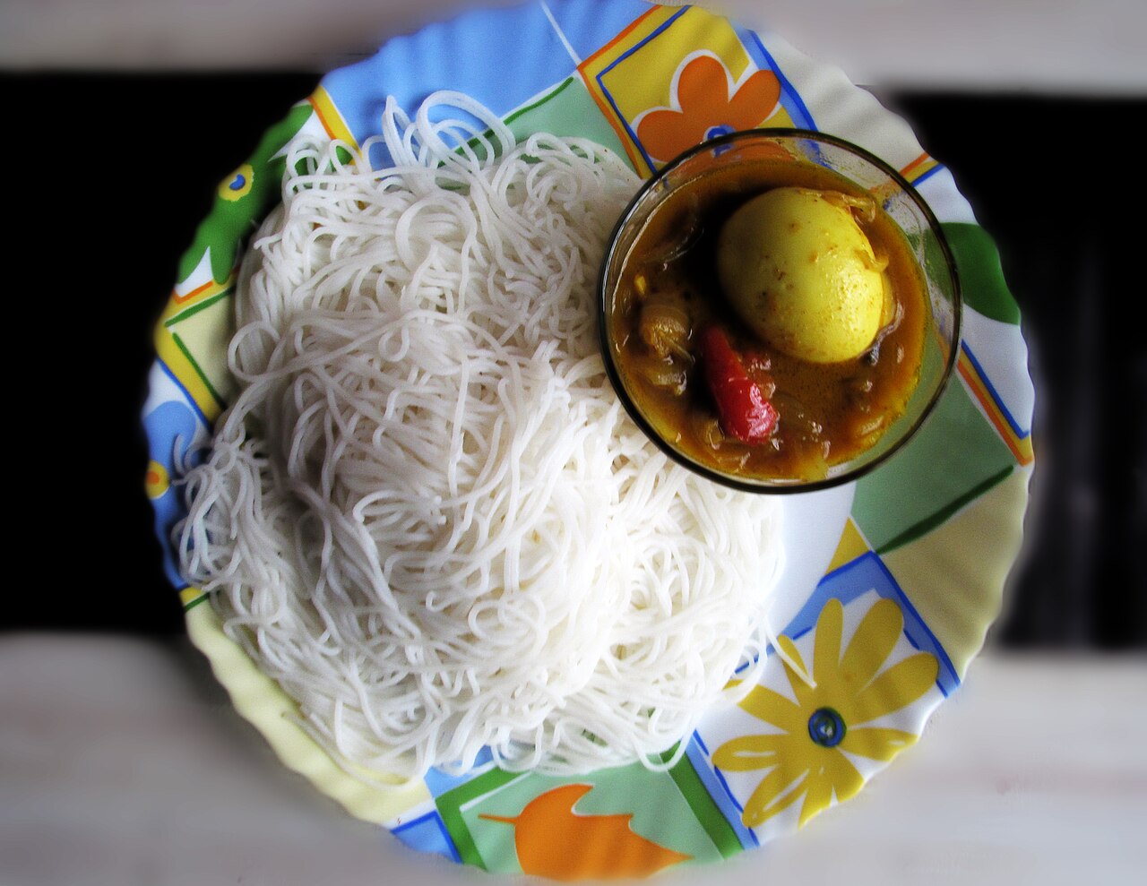 Idiyappam with egg curry